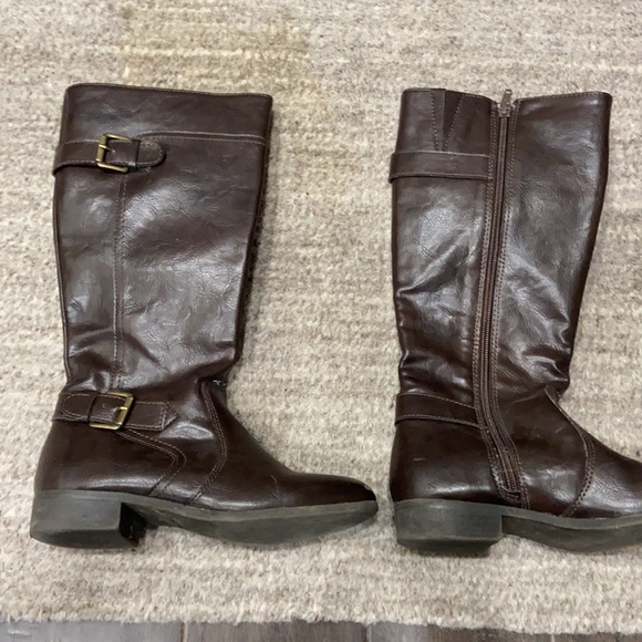 Nordstrom Girls Brown Leather Sz 2 - Picture 3 of 6